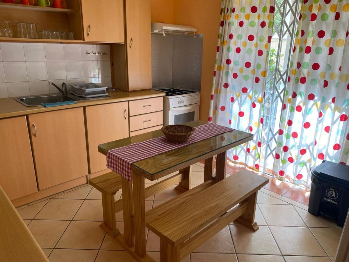 Best Holiday Beach Apartment Flic en Flac Экстерьер фото
